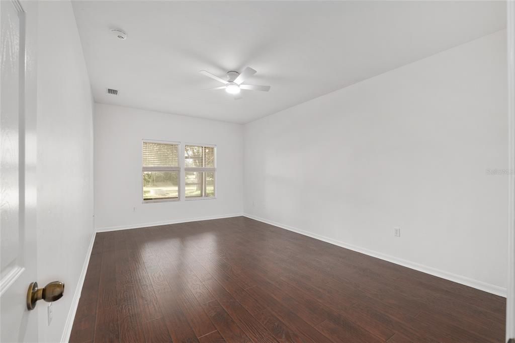 На продажу: $440,000 (4 спален, 2 ванн, 2246 Квадратных фут)