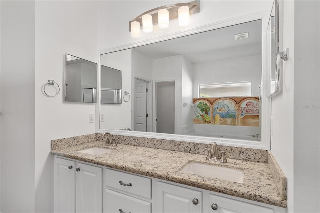 На продажу: $440,000 (4 спален, 2 ванн, 2246 Квадратных фут)