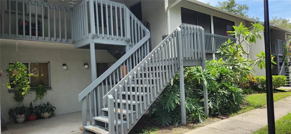 For Rent: $1,850 (2 beds, 2 baths, 960 Square Feet)