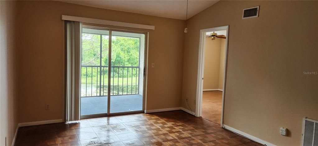 For Rent: $1,850 (2 beds, 2 baths, 960 Square Feet)