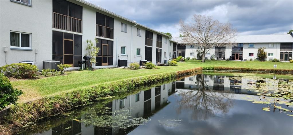 For Rent: $1,850 (2 beds, 2 baths, 960 Square Feet)