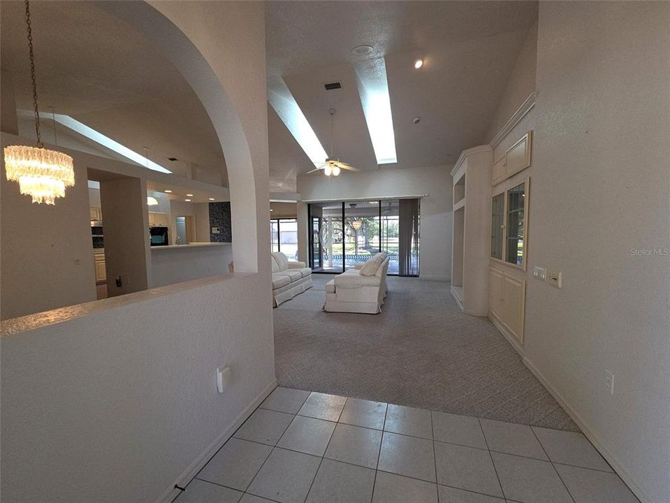 For Sale: $389,000 (3 beds, 2 baths, 2199 Square Feet)