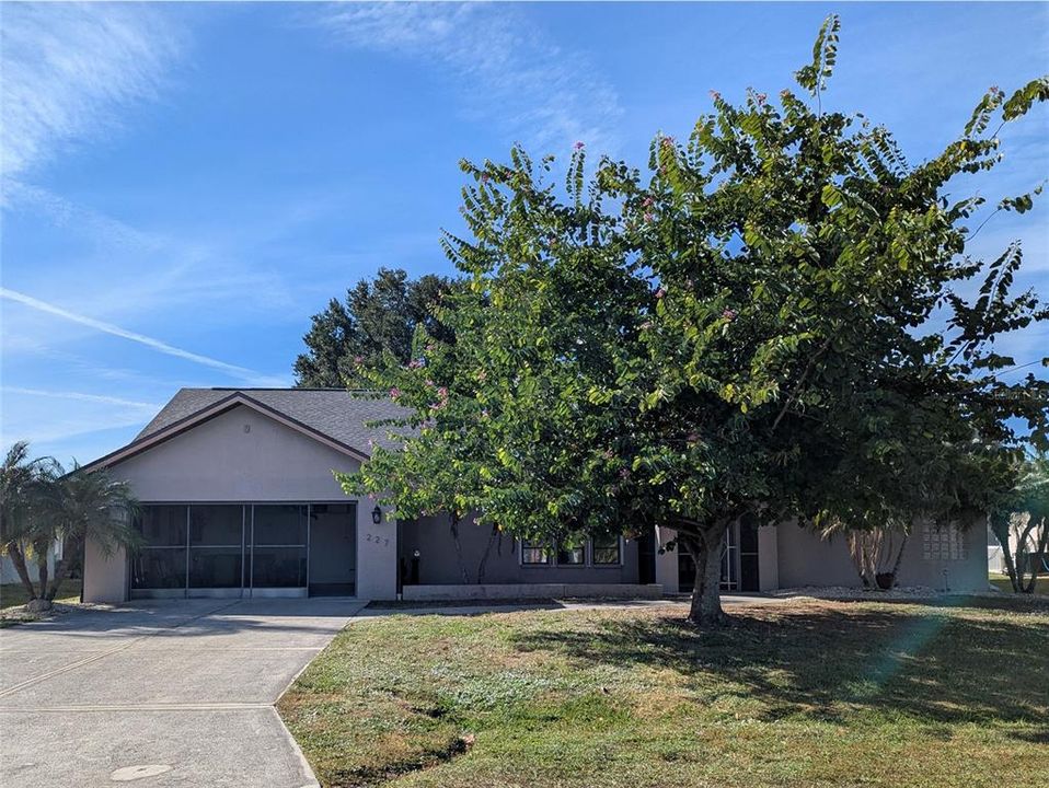 For Sale: $389,000 (3 beds, 2 baths, 2199 Square Feet)