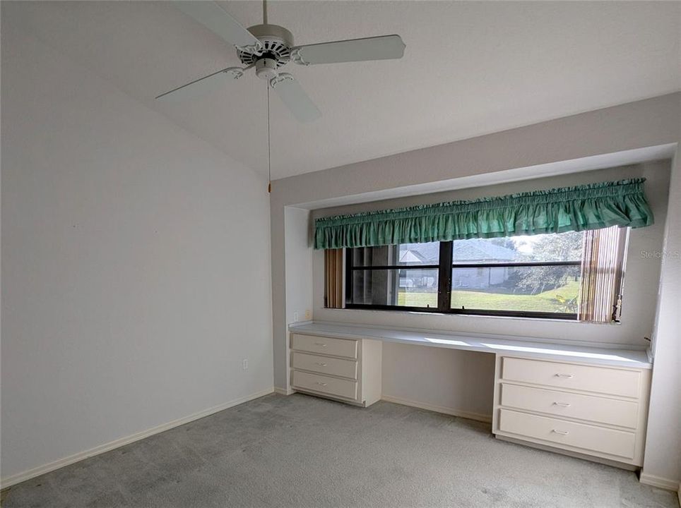 For Sale: $389,000 (3 beds, 2 baths, 2199 Square Feet)