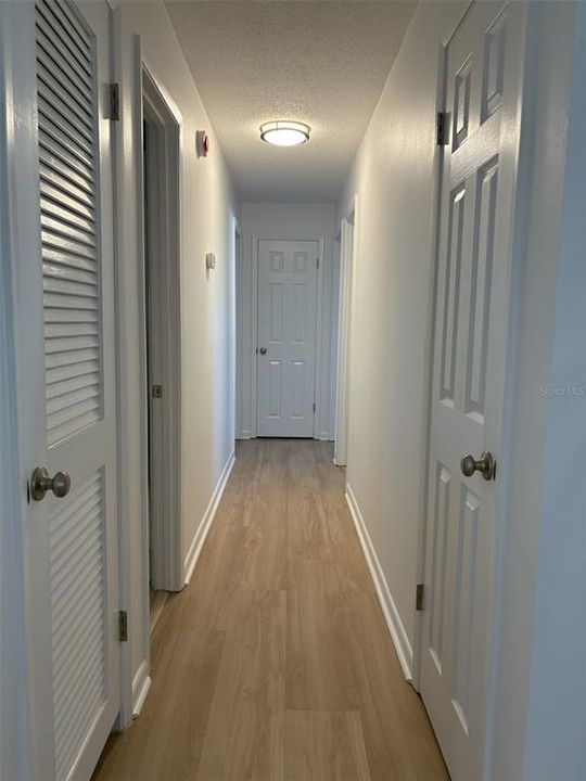 For Sale: $350,000 (3 beds, 2 baths, 1468 Square Feet)