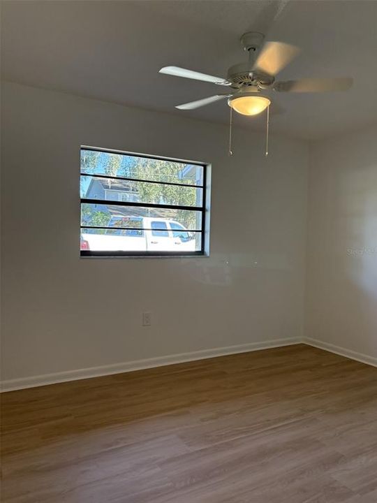 For Sale: $350,000 (3 beds, 2 baths, 1468 Square Feet)