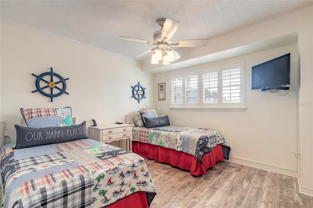 En Venta: $535,000 (2 camas, 2 baños, 950 Pies cuadrados)