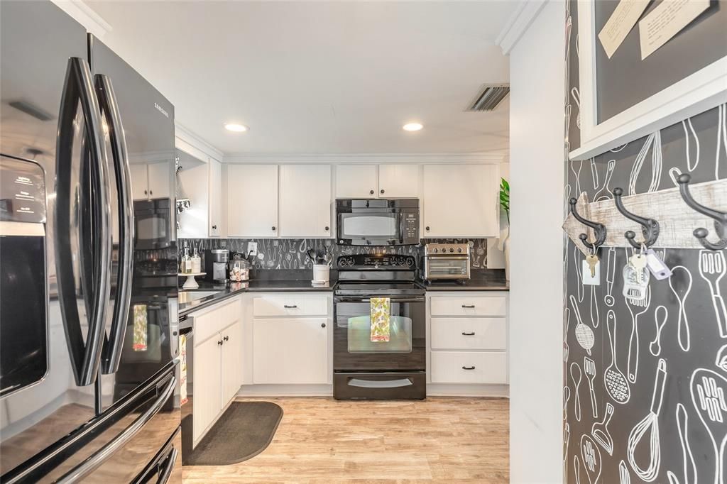 En Venta: $535,000 (2 camas, 2 baños, 950 Pies cuadrados)