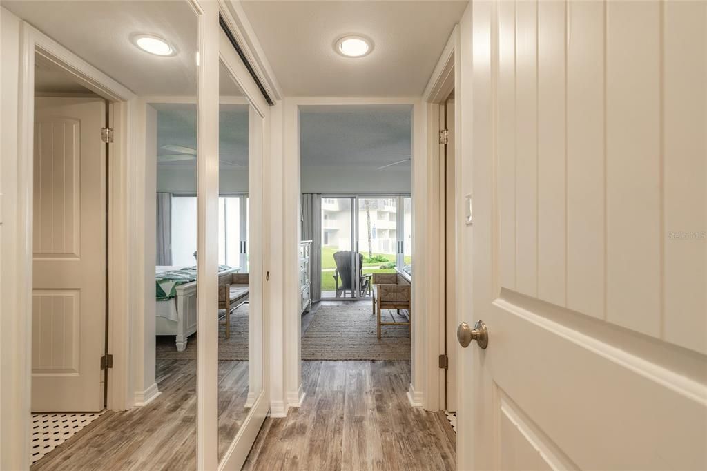 En Venta: $535,000 (2 camas, 2 baños, 950 Pies cuadrados)