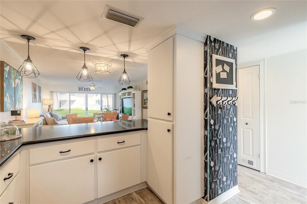 En Venta: $535,000 (2 camas, 2 baños, 950 Pies cuadrados)