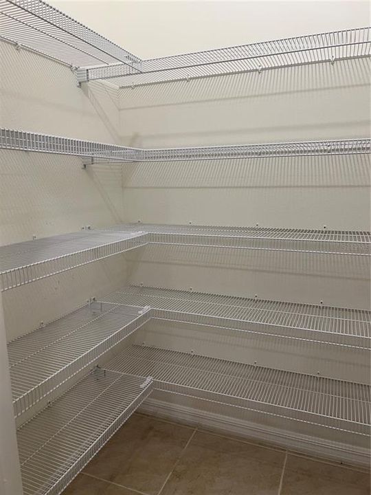 For Sale: $290,000 (3 beds, 2 baths, 1707 Square Feet)