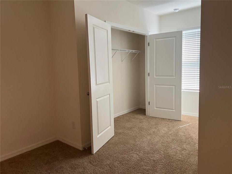 For Sale: $290,000 (3 beds, 2 baths, 1707 Square Feet)