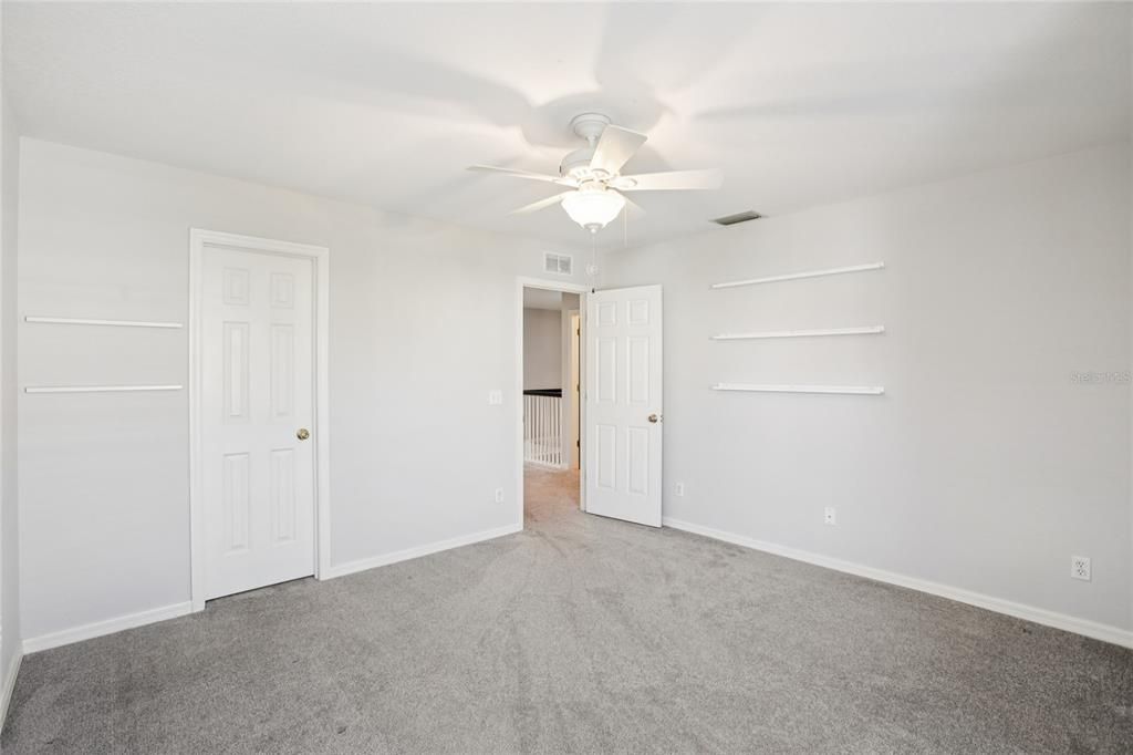 待售: $599,500 (4 贝兹, 3 浴室, 2716 平方英尺)