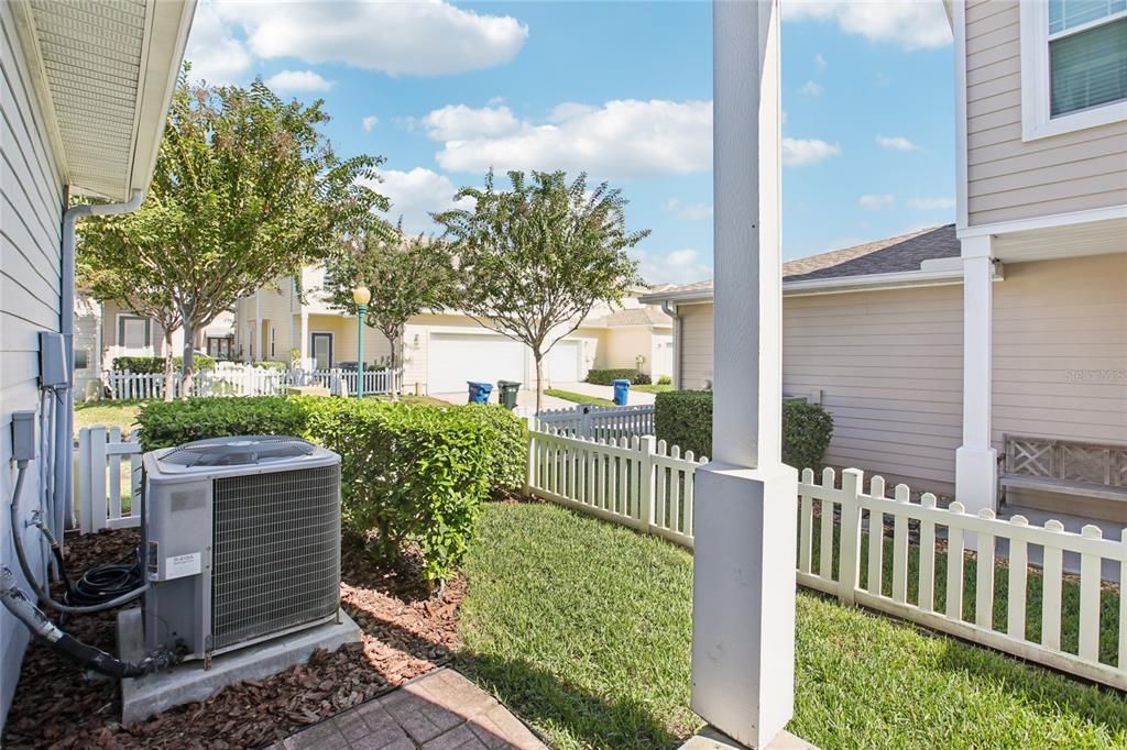 待售: $599,500 (4 贝兹, 3 浴室, 2716 平方英尺)