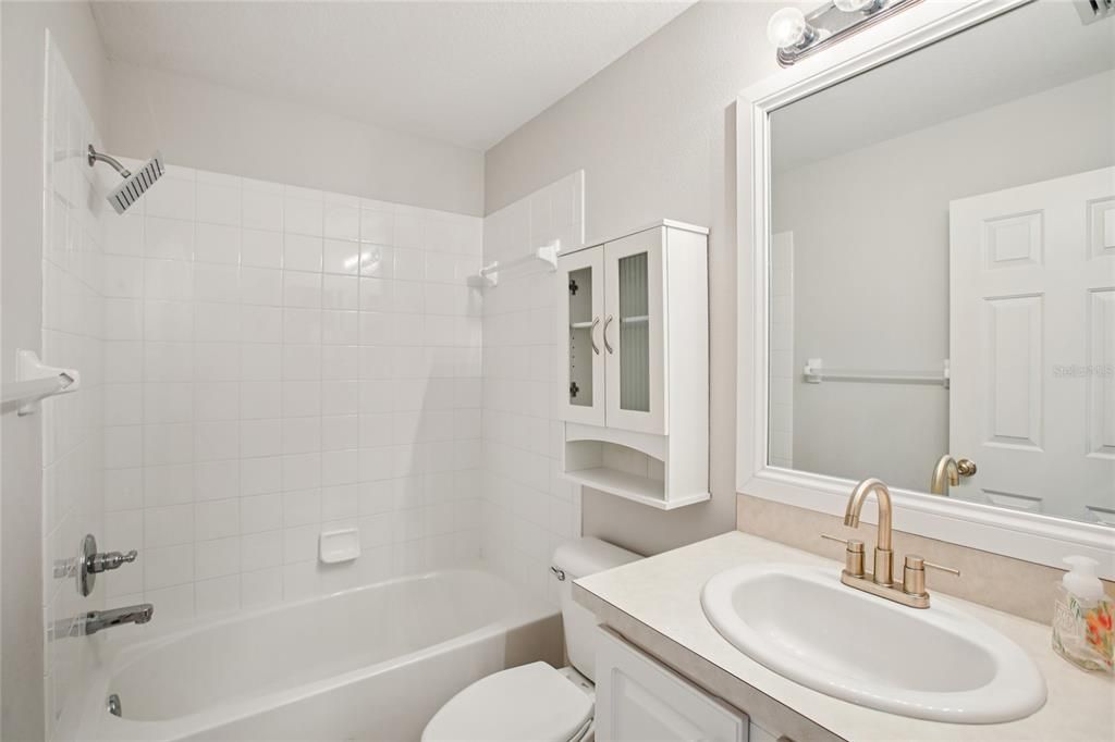 待售: $599,500 (4 贝兹, 3 浴室, 2716 平方英尺)