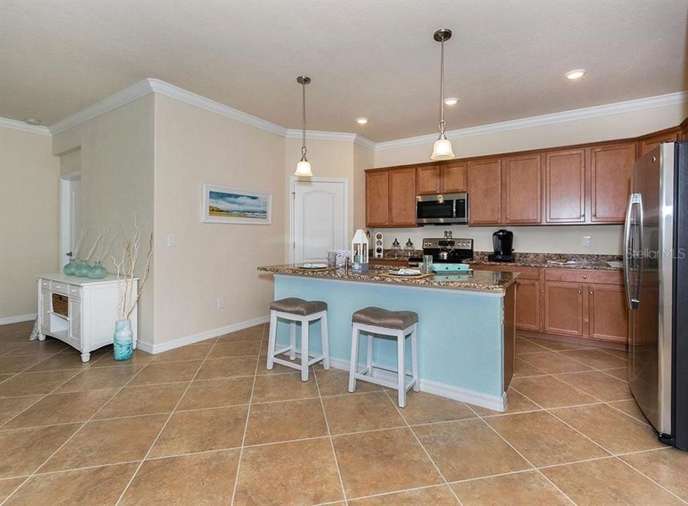 В аренду: $3,100 (3 спален, 3 ванн, 1855 Квадратных фут)