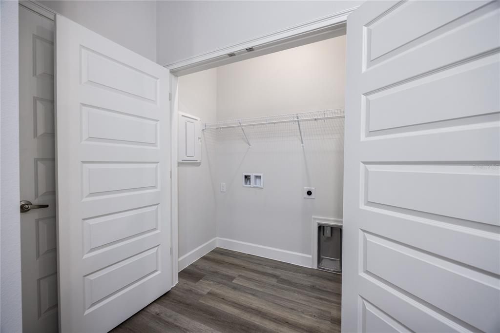 待售: $310,800 (3 贝兹, 2 浴室, 1368 平方英尺)