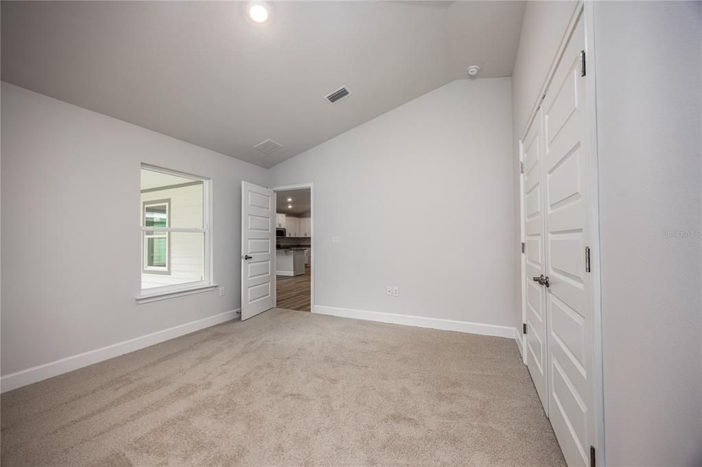 待售: $310,800 (3 贝兹, 2 浴室, 1368 平方英尺)