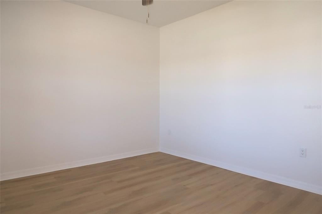 For Sale: $395,900 (5 beds, 3 baths, 2616 Square Feet)