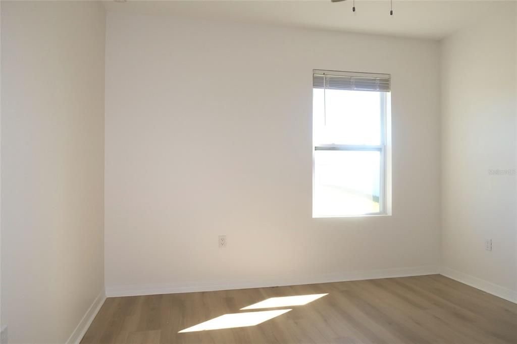 For Sale: $395,900 (5 beds, 3 baths, 2616 Square Feet)