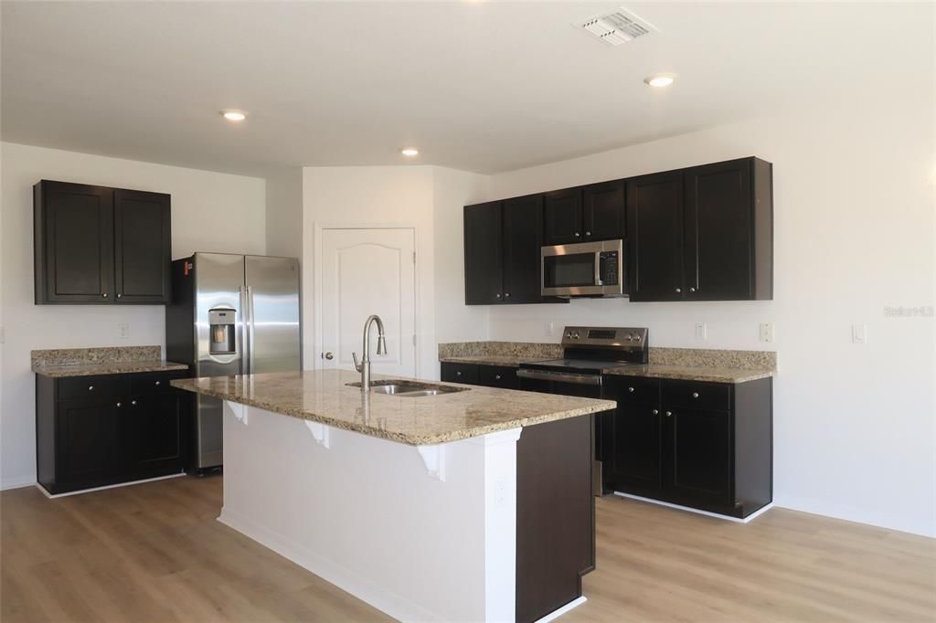 For Sale: $395,900 (5 beds, 3 baths, 2616 Square Feet)