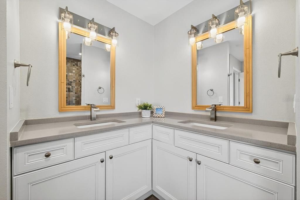 待售: $1,799,900 (4 贝兹, 3 浴室, 3340 平方英尺)