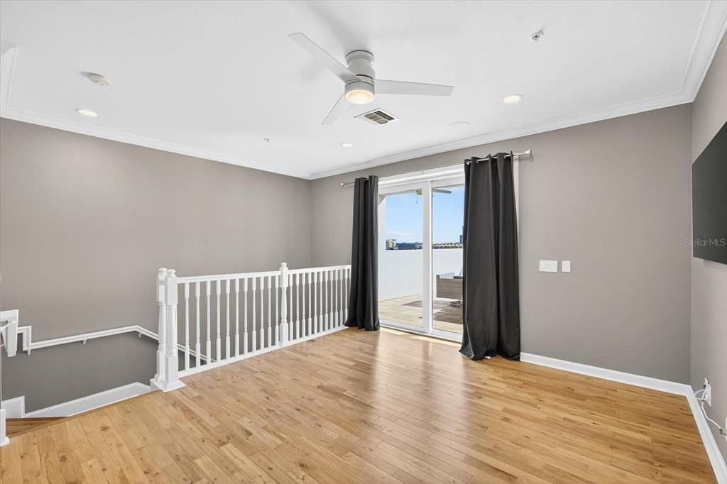 待售: $1,799,900 (4 贝兹, 3 浴室, 3340 平方英尺)