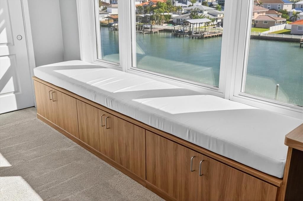 待售: $1,799,900 (4 贝兹, 3 浴室, 3340 平方英尺)