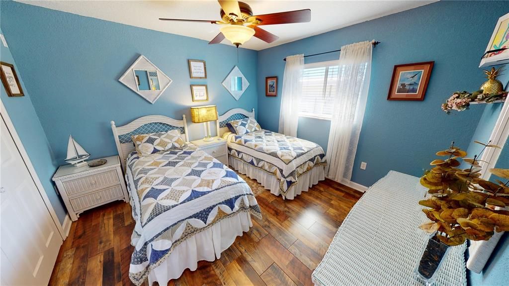 На продажу: $575,000 (3 спален, 2 ванн, 1912 Квадратных фут)