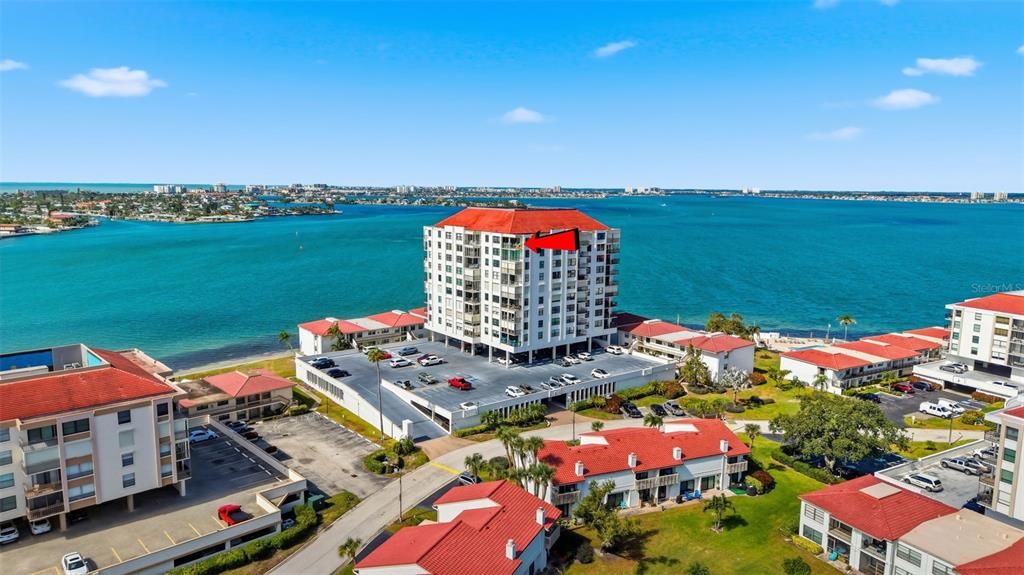 На продажу: $699,900 (2 спален, 2 ванн, 1140 Квадратных фут)