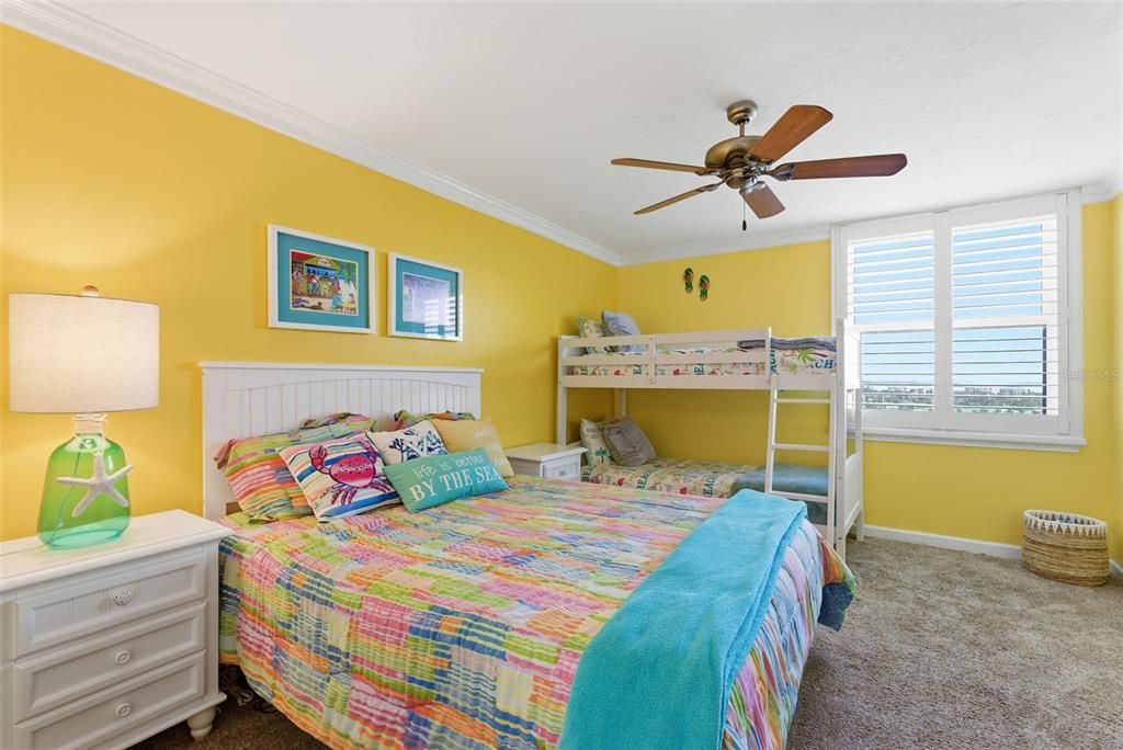 На продажу: $699,900 (2 спален, 2 ванн, 1140 Квадратных фут)