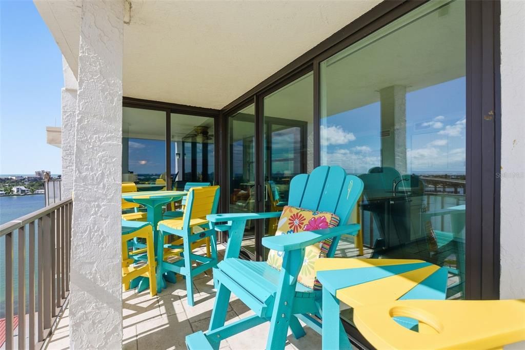 На продажу: $699,900 (2 спален, 2 ванн, 1140 Квадратных фут)