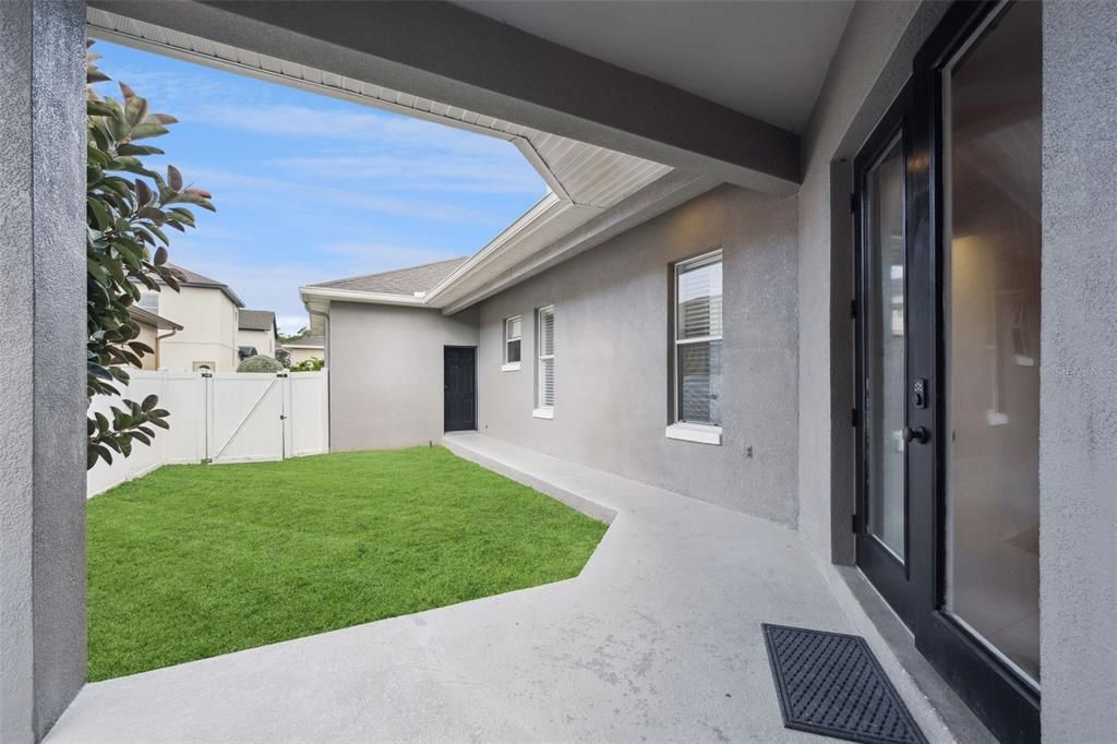 En Venta: $680,000 (5 camas, 3 baños, 3317 Pies cuadrados)