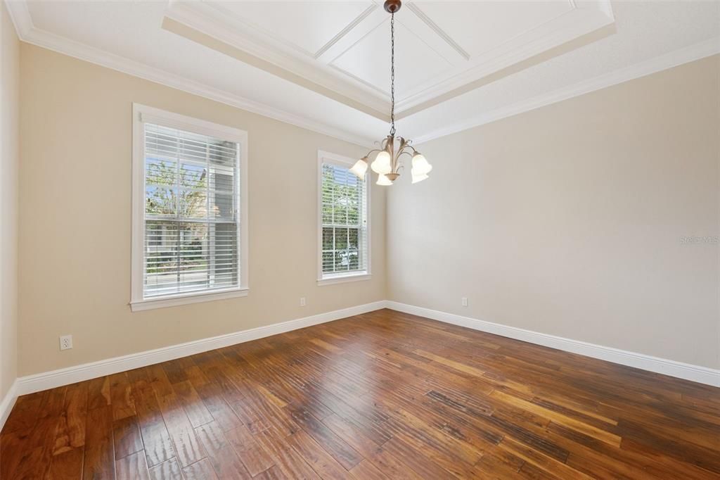 En Venta: $680,000 (5 camas, 3 baños, 3317 Pies cuadrados)