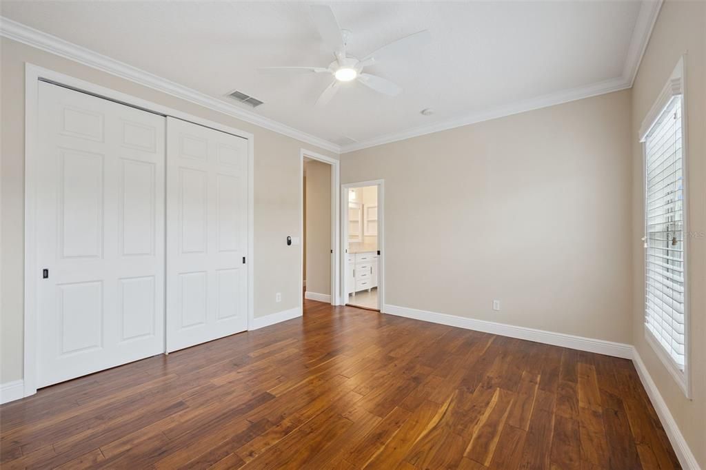 En Venta: $680,000 (5 camas, 3 baños, 3317 Pies cuadrados)