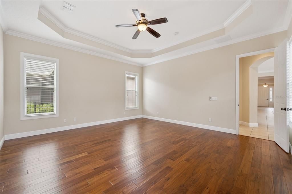 En Venta: $680,000 (5 camas, 3 baños, 3317 Pies cuadrados)