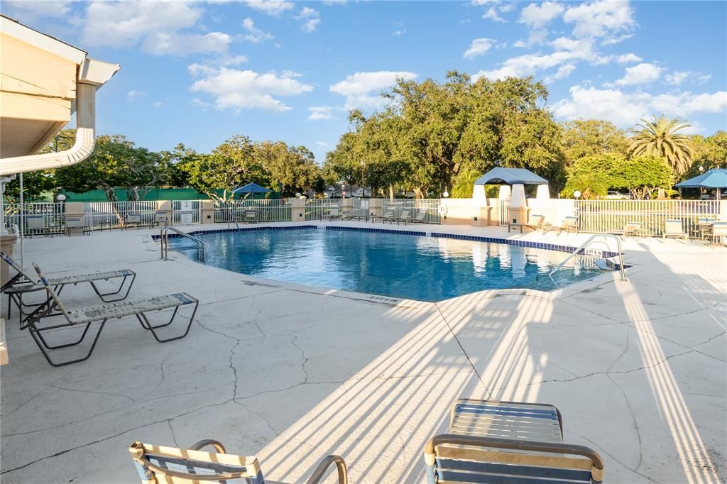 For Sale: $444,900 (3 beds, 2 baths, 1716 Square Feet)