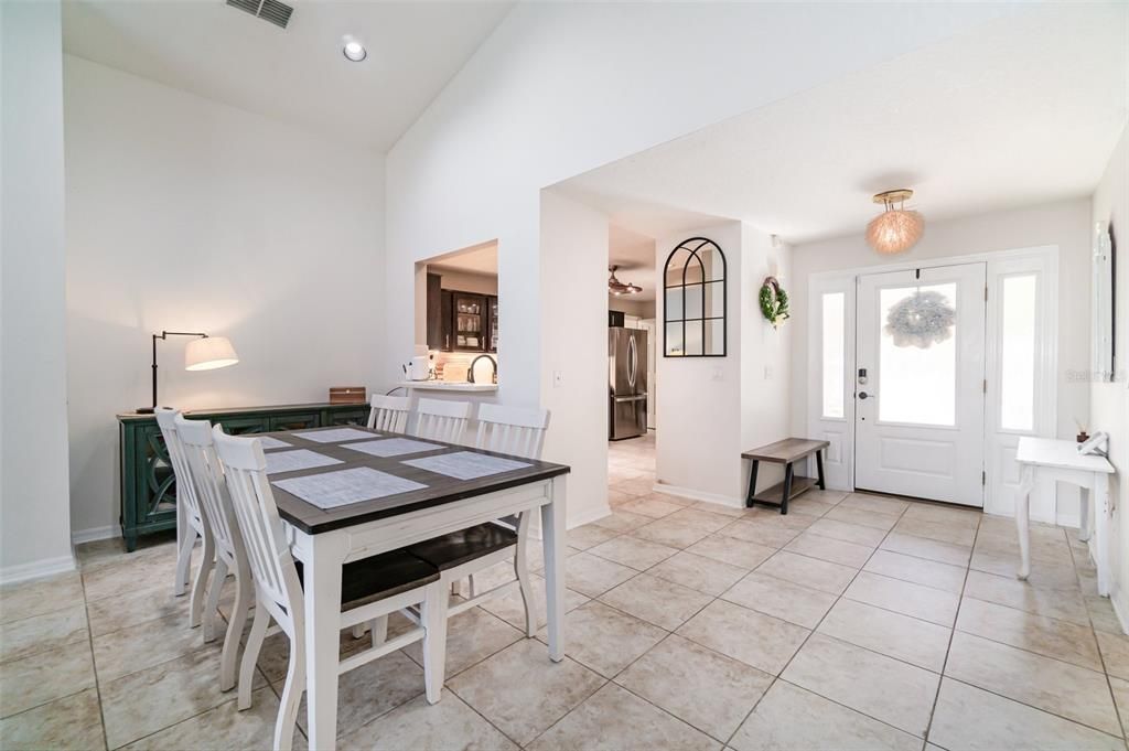 For Sale: $444,900 (3 beds, 2 baths, 1716 Square Feet)