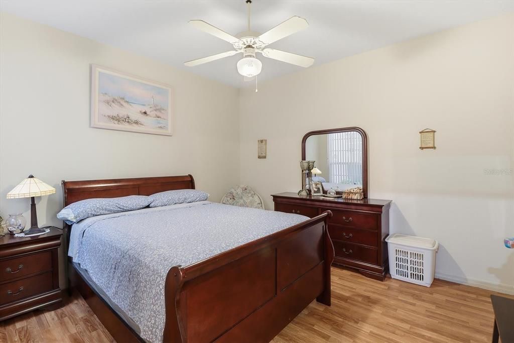 For Sale: $192,500 (2 beds, 2 baths, 1089 Square Feet)