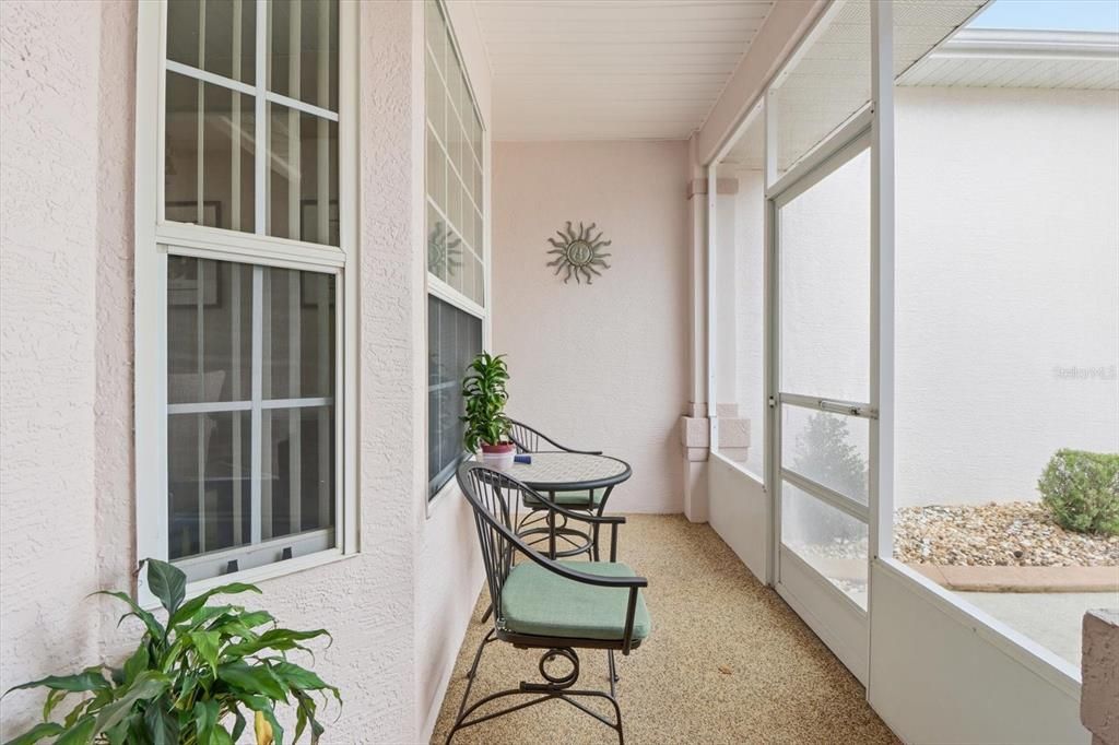 For Sale: $192,500 (2 beds, 2 baths, 1089 Square Feet)