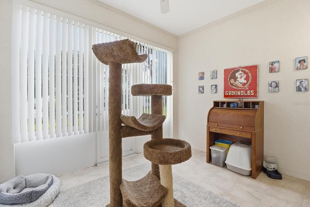 For Sale: $192,500 (2 beds, 2 baths, 1089 Square Feet)