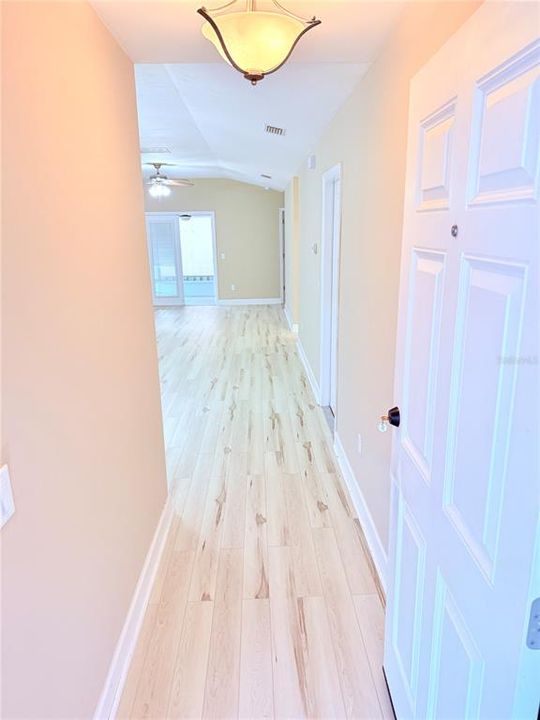 For Rent: $1,900 (3 beds, 2 baths, 1314 Square Feet)