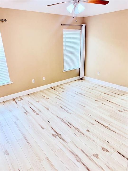 For Rent: $1,900 (3 beds, 2 baths, 1314 Square Feet)