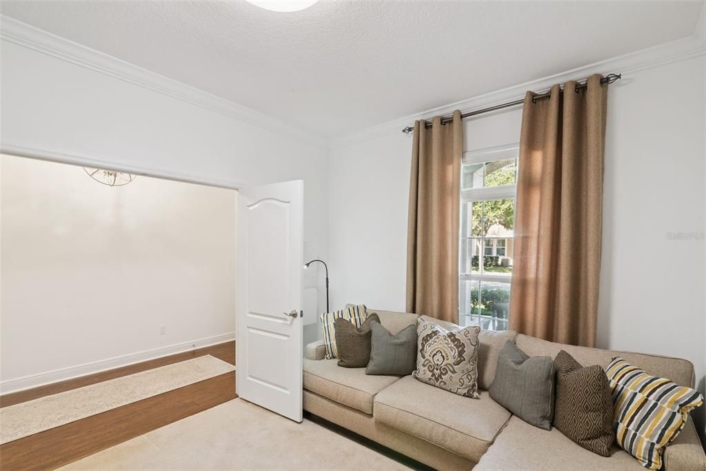 For Sale: $949,000 (5 beds, 3 baths, 2953 Square Feet)