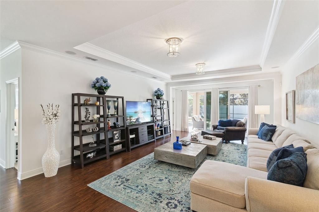 For Sale: $949,000 (5 beds, 3 baths, 2953 Square Feet)