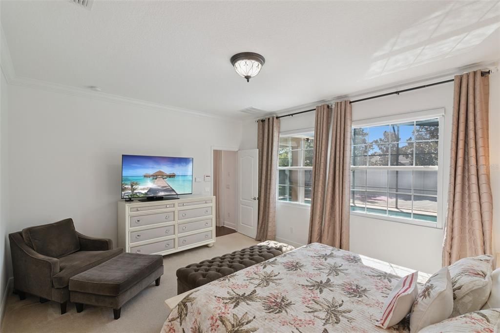 For Sale: $949,000 (5 beds, 3 baths, 2953 Square Feet)