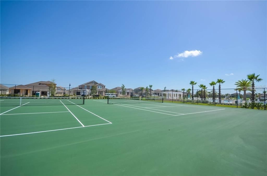 For Sale: $949,000 (5 beds, 3 baths, 2953 Square Feet)