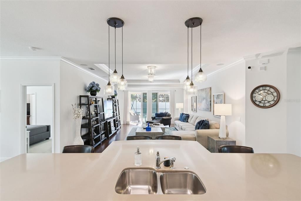 For Sale: $949,000 (5 beds, 3 baths, 2953 Square Feet)