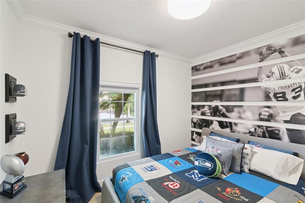 For Sale: $949,000 (5 beds, 3 baths, 2953 Square Feet)