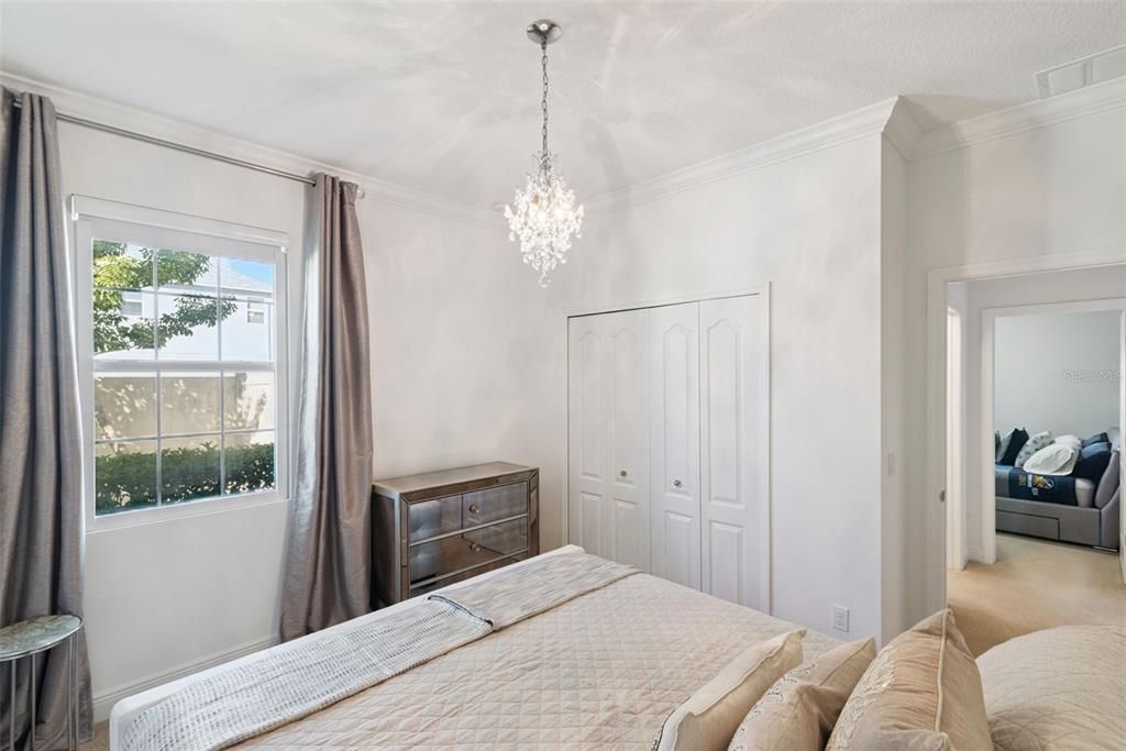 For Sale: $949,000 (5 beds, 3 baths, 2953 Square Feet)